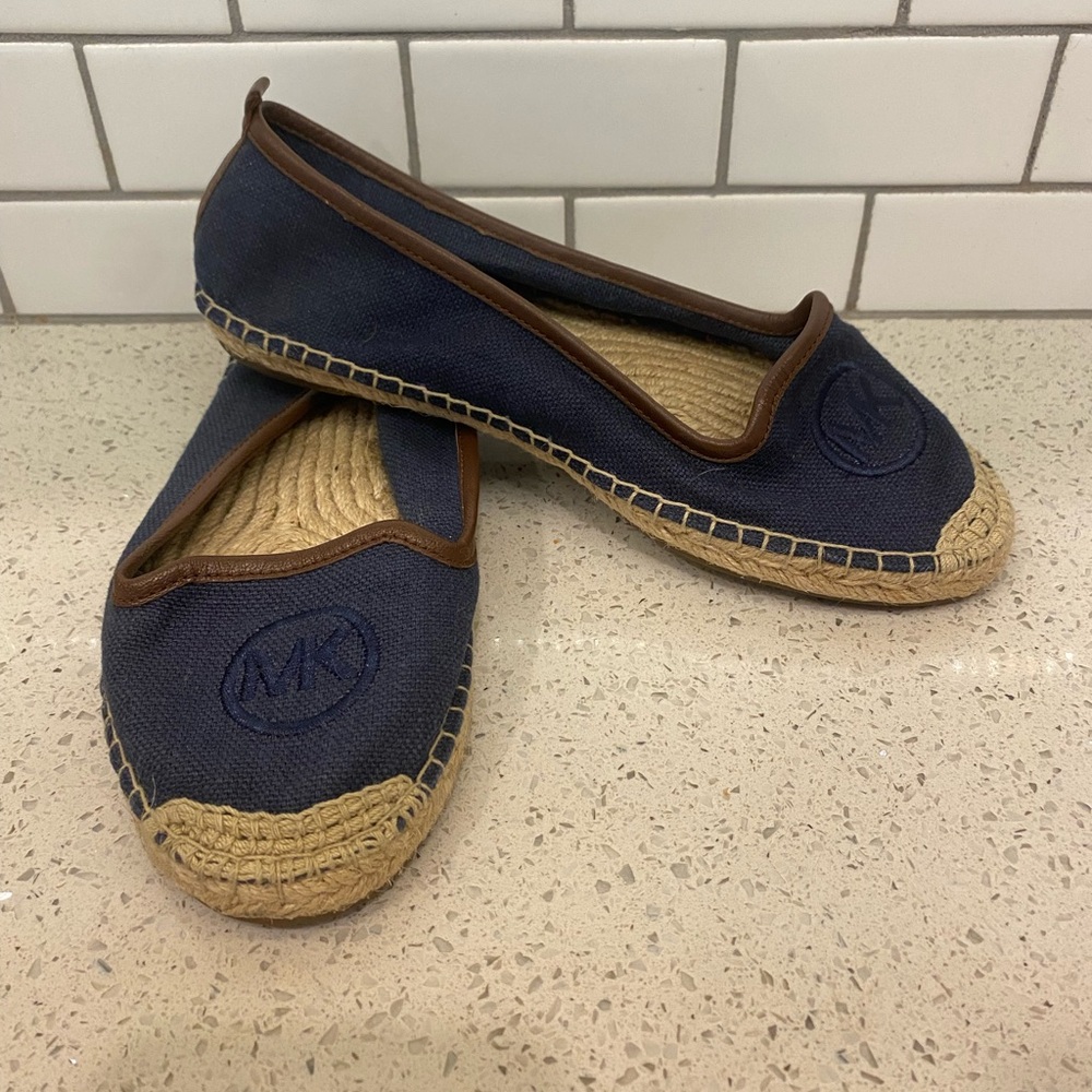 Michael Kors Keli Espadrille Flats – Navy Blue Canvas (Women’s Size 6 / EU 36.5)